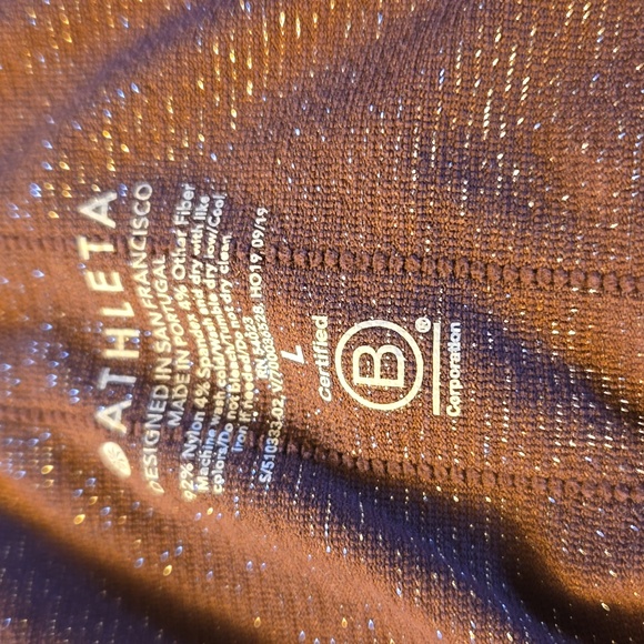 Athleta Speedlight Glow Tank Antique Burgundy Size Large - Picture 3 of 6